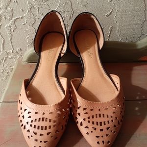 Charming charlie laser cut flats 8.5